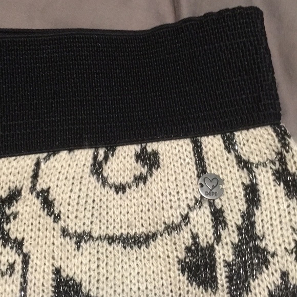 Festive skirt - Picture 3 of 3